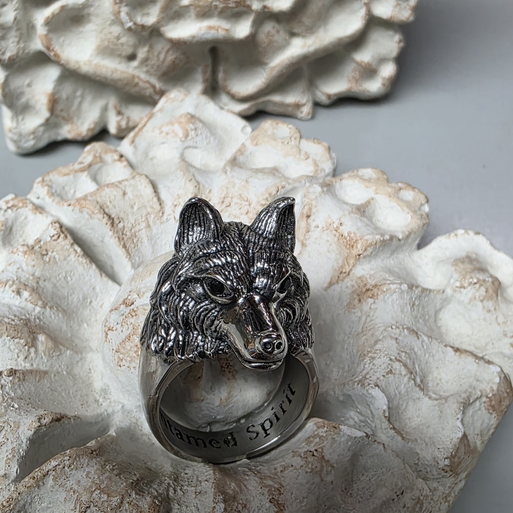 Silver Wolf Ring - image 3